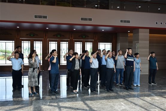 E:新闻稿及微信1年诸城参观新建文件夹看图王批量图片转换结果DSC_0906.JPG