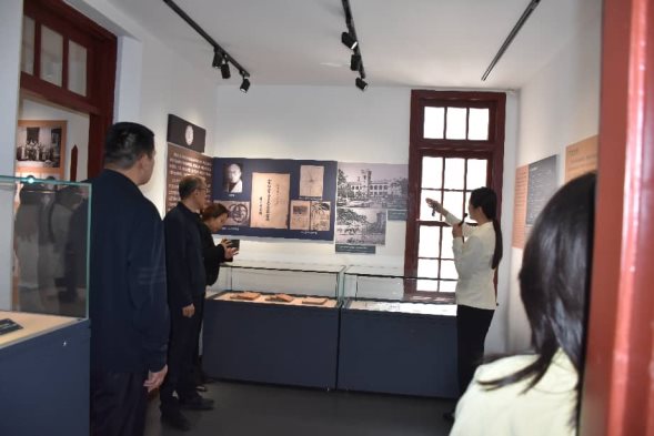 9e8b160a3106072e79fd5f6e4a17daf3